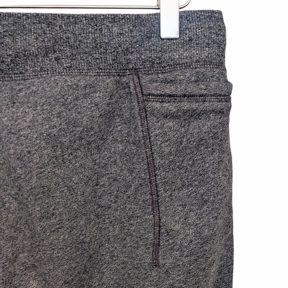 Lululemon Hustle Pant - Picture 5 of 6